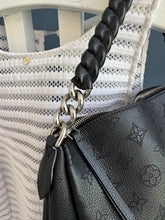 Lade das Bild in den Galerie-Viewer, LOUIS VUITTON BABYLONE CHAIN
