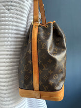 Lade das Bild in den Galerie-Viewer, LOUIS VUITTON NOÉ GRANDE
