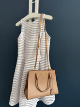 Lade das Bild in den Galerie-Viewer, PRADA BAG
