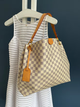 Lade das Bild in den Galerie-Viewer, LOUIS VUITTON GRACEFUL MM
