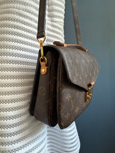 Lade das Bild in den Galerie-Viewer, LOUIS VUITTON MÉTIS
