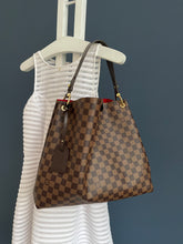 Lade das Bild in den Galerie-Viewer, LOUIS VUITTON GRACEFUL MM
