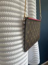 Lade das Bild in den Galerie-Viewer, LOUIS VUITTON CLUTCH
