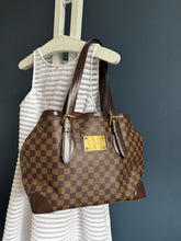 Lade das Bild in den Galerie-Viewer, LOUIS VUITTON HAMPSTEAD MM
