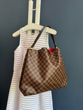 Lade das Bild in den Galerie-Viewer, LOUIS VUITTON GRACEFUL MM
