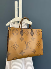 Lade das Bild in den Galerie-Viewer, LOUIS VUITTON ONTHEGO GM
