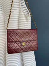 Lade das Bild in den Galerie-Viewer, CHANEL TIMELESS
