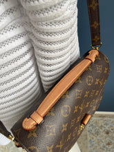 Lade das Bild in den Galerie-Viewer, LOUIS VUITTON MÉTIS
