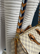 Lade das Bild in den Galerie-Viewer, LOUIS VUITTON SPEEDY 30 MIT SCHULTERRIEMEN
