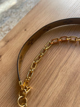 Lade das Bild in den Galerie-Viewer, LOUIS VUITTON DAUPHINE REVERSE TASCHENSCHMUCK
