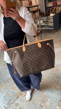 Lade das Bild in den Galerie-Viewer, LOUIS VUITTON NEVERFULL GM
