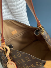 Lade das Bild in den Galerie-Viewer, LOUIS VUITTON GRACEFUL MM
