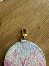 Lade das Bild in den Galerie-Viewer, LOUIS VUITTON MÜNZETUI
