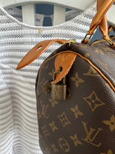 Lade das Bild in den Galerie-Viewer, LOUIS VUITTON SPEEDY 35
