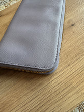 Lade das Bild in den Galerie-Viewer, PRADA GELDBÖRSE
