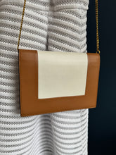 Lade das Bild in den Galerie-Viewer, CÉLINE FRAME EVENING CLUTCH
