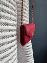 Lade das Bild in den Galerie-Viewer, CHANEL MINI BAG
