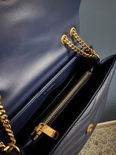 Lade das Bild in den Galerie-Viewer, YSL LOULOU SMALL
