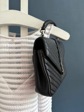 Lade das Bild in den Galerie-Viewer, YSL COLLEGE MEDIUM
