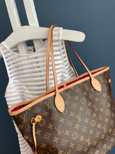 Lade das Bild in den Galerie-Viewer, LOUIS VUITTON NEVERFULL MM

