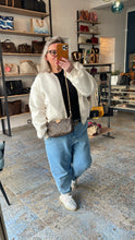 Lade das Bild in den Galerie-Viewer, LOUIS VUITTON POCHETTE

