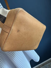 Lade das Bild in den Galerie-Viewer, LOUIS VUITTON NOÉ GRANDE RAYURES
