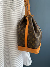 Lade das Bild in den Galerie-Viewer, LOUIS VUITTON NOÉ GRANDE
