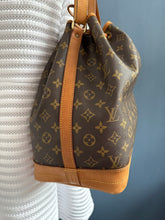 Lade das Bild in den Galerie-Viewer, LOUIS VUITTON NOÉ GRANDE
