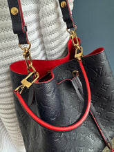 Lade das Bild in den Galerie-Viewer, LOUIS VUITTON NÉONOÉ EMPREINTE
