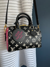 Lade das Bild in den Galerie-Viewer, LOUIS VUITTON SPEEDY 20 EMPREINTE
