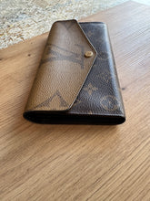 Lade das Bild in den Galerie-Viewer, LOUIS VUITTON SARAH
