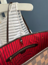 Lade das Bild in den Galerie-Viewer, LOUIS VUITTON NEVERFULL MM
