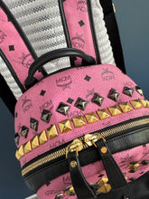 Lade das Bild in den Galerie-Viewer, MCM RUCKSACK
