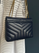 Lade das Bild in den Galerie-Viewer, YSL LOULOU SMALL
