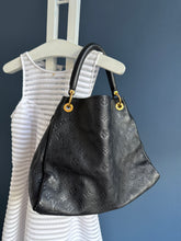 Lade das Bild in den Galerie-Viewer, LOUIS VUITTON ARTSY EMPREINTE
