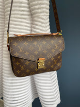 Lade das Bild in den Galerie-Viewer, LOUIS VUITTON MÉTIS
