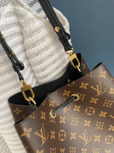 Lade das Bild in den Galerie-Viewer, LOUIS VUITTON NÉONOÈ MM
