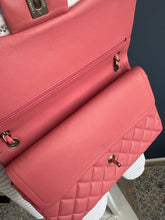 Lade das Bild in den Galerie-Viewer, CHANEL DOUBLE FLAP JUMBO
