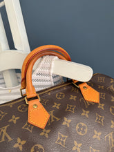 Lade das Bild in den Galerie-Viewer, LOUIS VUITTON SPEEDY 30
