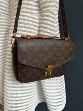 Lade das Bild in den Galerie-Viewer, LOUIS VUITTON MÉTIS
