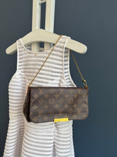 Lade das Bild in den Galerie-Viewer, LOUIS VUITTON FAVORITE MM
