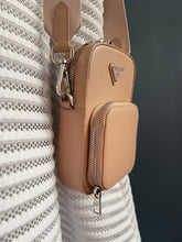 Lade das Bild in den Galerie-Viewer, PRADA CROSSBODY BAG
