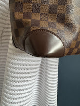 Lade das Bild in den Galerie-Viewer, LOUIS VUITTON HAMPSTEAD MM
