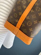 Lade das Bild in den Galerie-Viewer, LOUIS VUITTON NOÉ GRANDE
