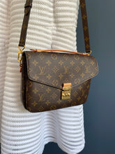Lade das Bild in den Galerie-Viewer, LOUIS VUITTON MÉTIS
