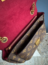 Lade das Bild in den Galerie-Viewer, LOUIS VUITTON PASSY
