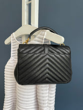 Lade das Bild in den Galerie-Viewer, YSL COLLEGE MEDIUM
