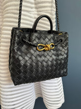 Lade das Bild in den Galerie-Viewer, BOTTEGA VENETA ANDIAMO
