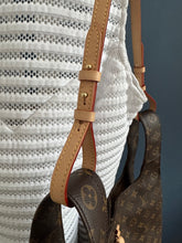 Lade das Bild in den Galerie-Viewer, LOUIS VUITTON ATLANTIS GM
