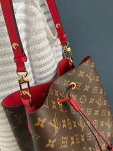 Lade das Bild in den Galerie-Viewer, LOUIS VUITTON NÉONOÉ MM
